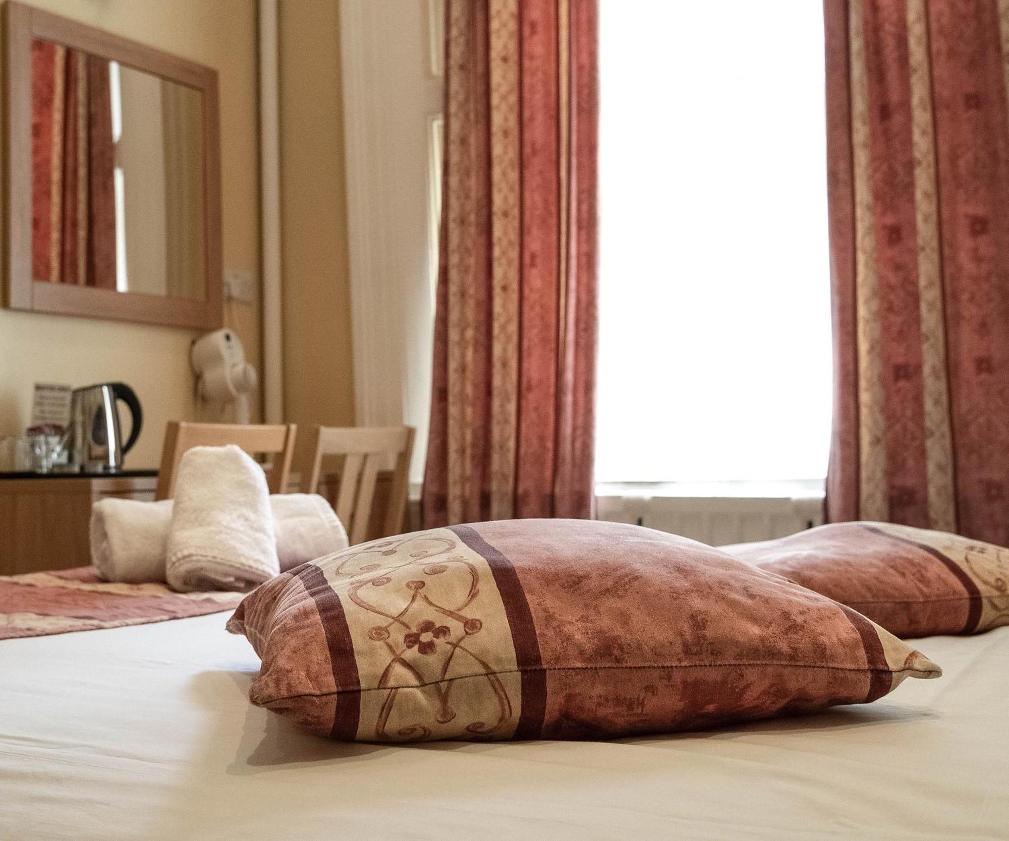 Dolphin Hotel London Ngoại thất bức ảnh